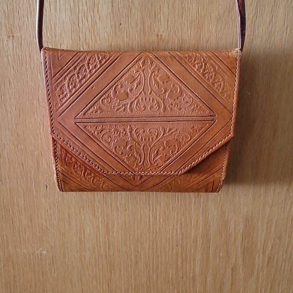 Purse - Picture 2 of 3